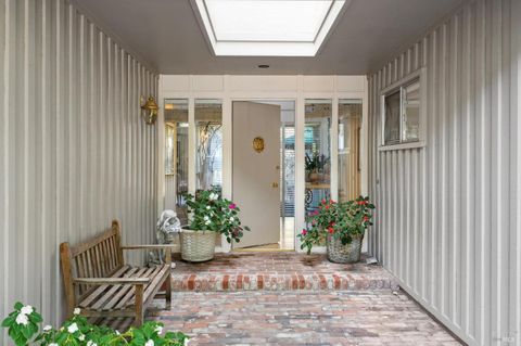 Photo of 492 Fairway Drive, Novato, CA 94949 (MLS # 325095620)