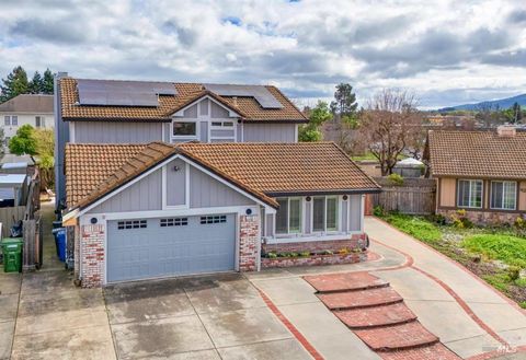 Photo of 1168 Wieling Way, Petaluma, CA 94954 (MLS # 325100717)