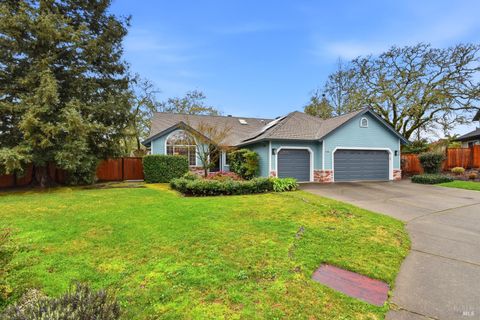 Photo of 9595 Meadow Place, Windsor, CA 95492 (MLS # 326013288)