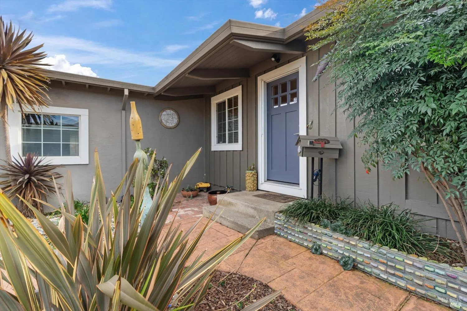 Napa, California 94559, United States, 3 Bedrooms Bedrooms, ,2 BathroomsBathrooms,Residential,Pending,19933