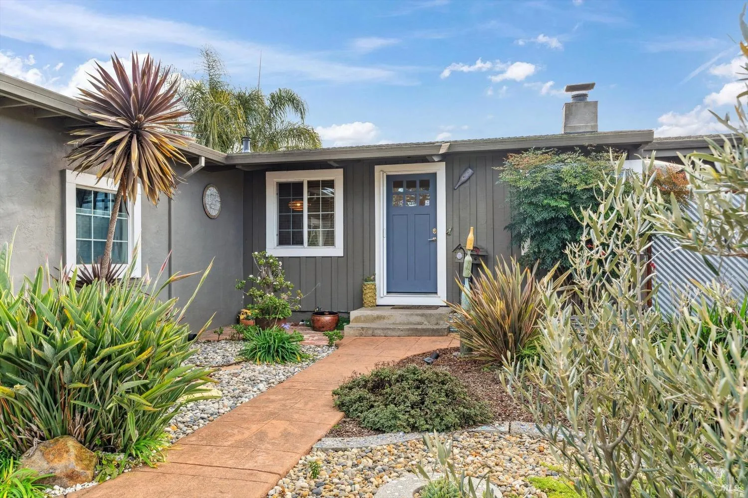 Napa, California 94559, United States, 3 Bedrooms Bedrooms, ,2 BathroomsBathrooms,Residential,Pending,19933