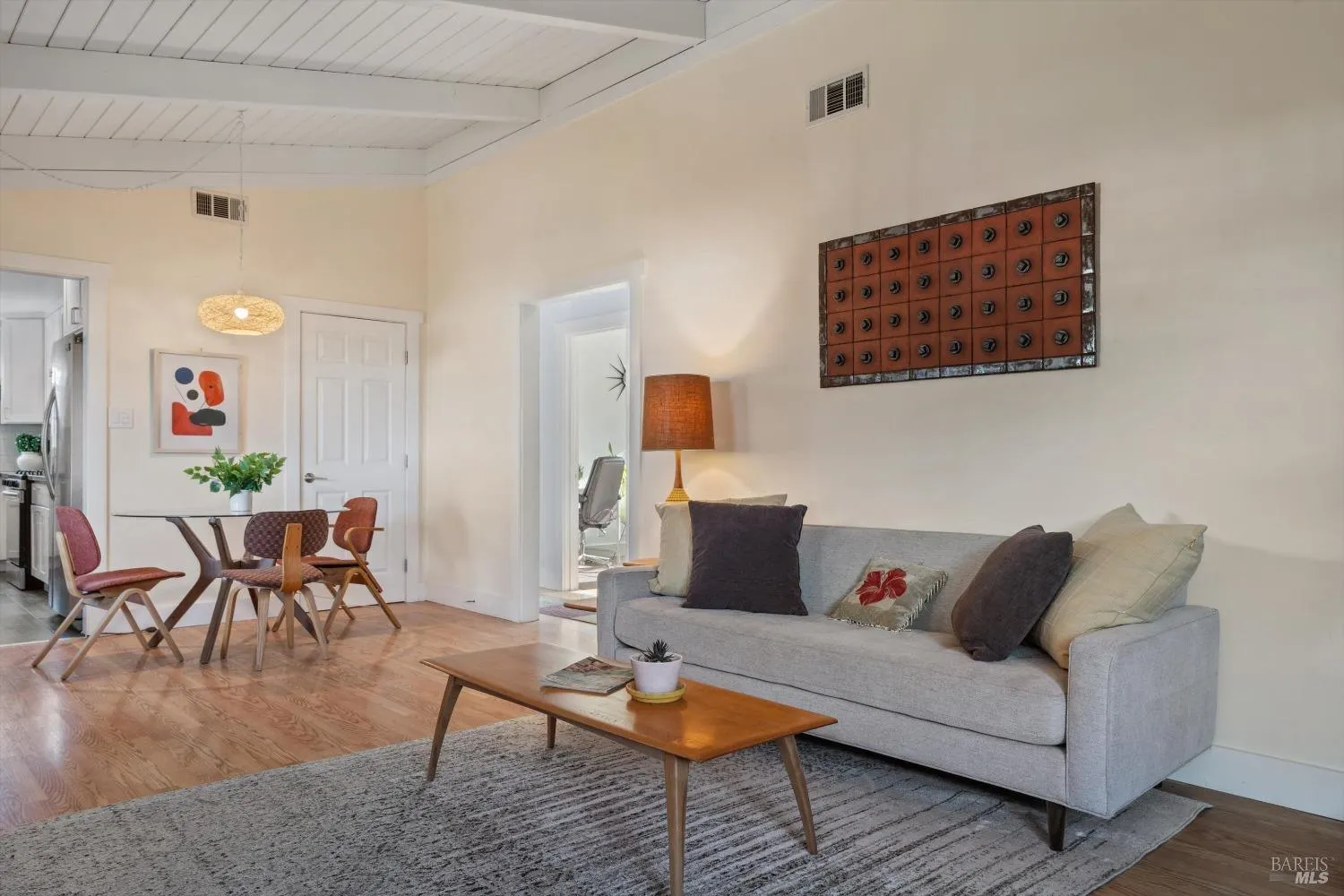 Napa, California 94559, United States, 3 Bedrooms Bedrooms, ,2 BathroomsBathrooms,Residential,Pending,19933