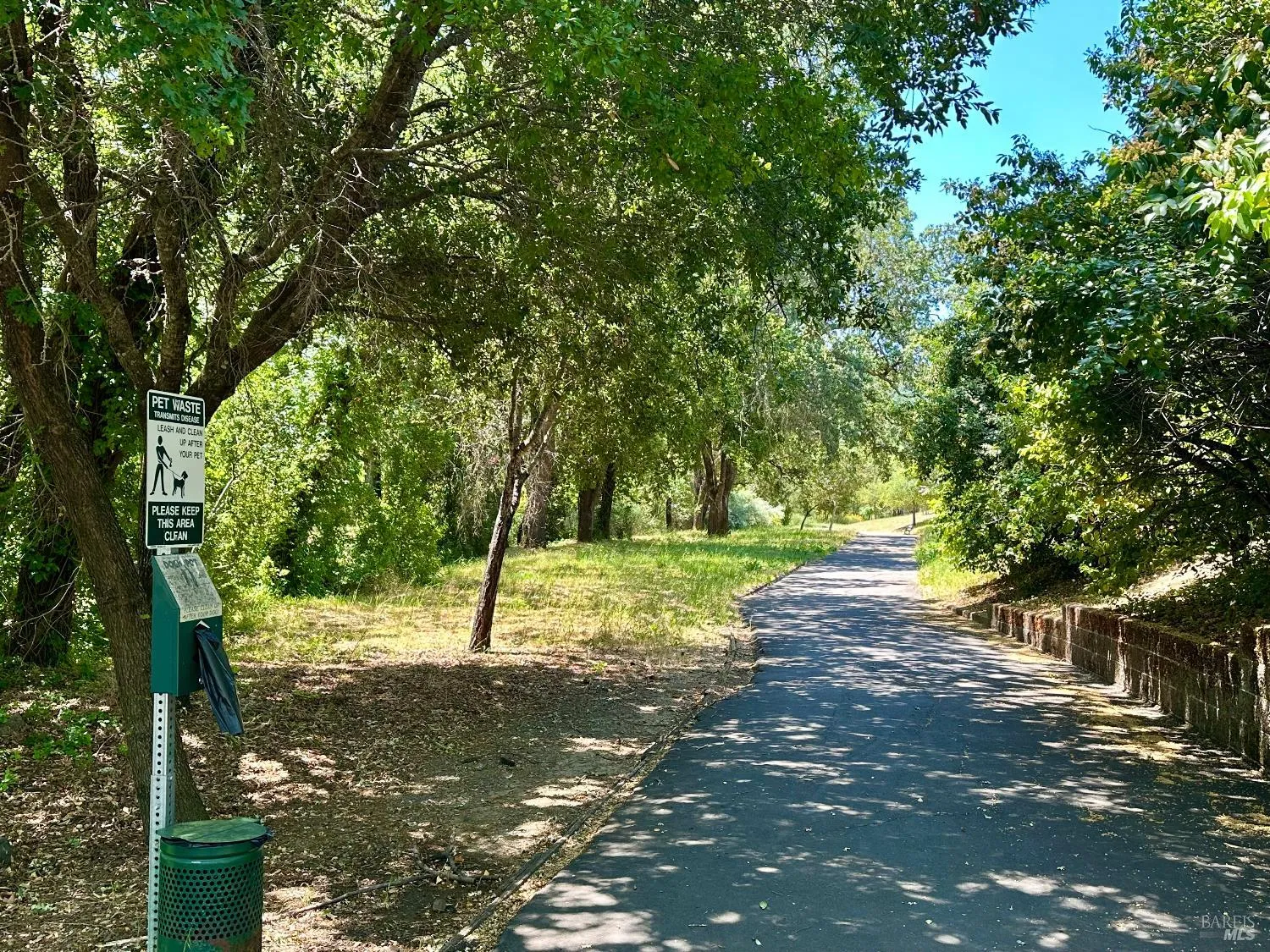 Cloverdale, California 95425, United States, 4 Bedrooms Bedrooms, ,3 BathroomsBathrooms,Residential,Active,141573