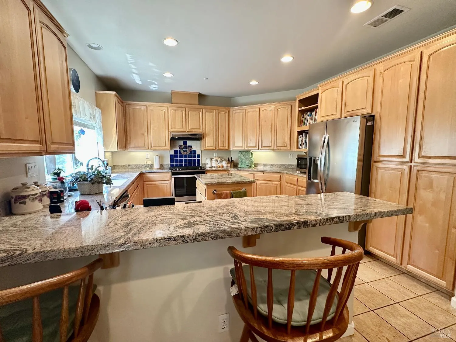 Cloverdale, California 95425, United States, 4 Bedrooms Bedrooms, ,3 BathroomsBathrooms,Residential,Active,141573