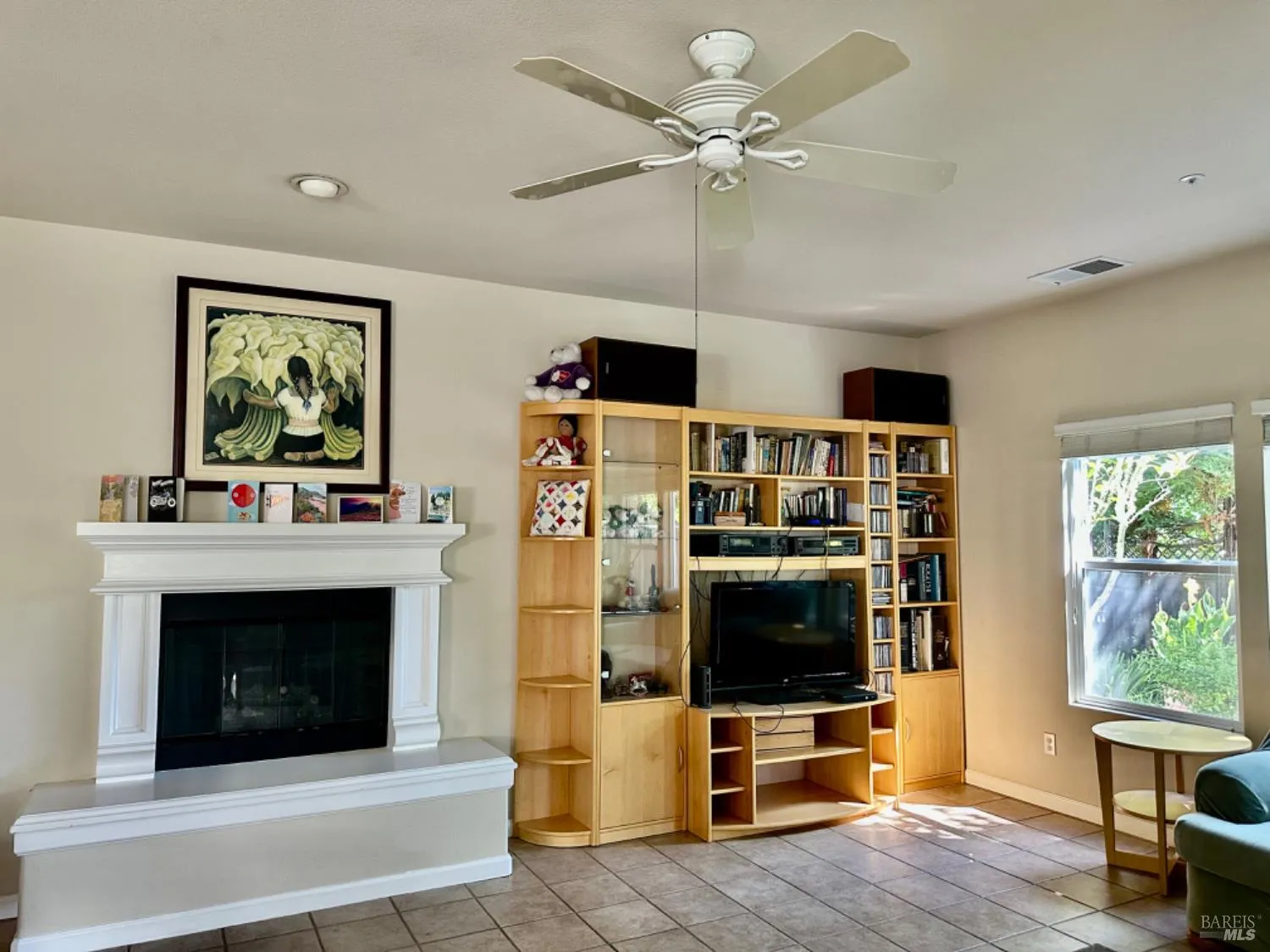 Cloverdale, California 95425, United States, 4 Bedrooms Bedrooms, ,3 BathroomsBathrooms,Residential,Active,141573