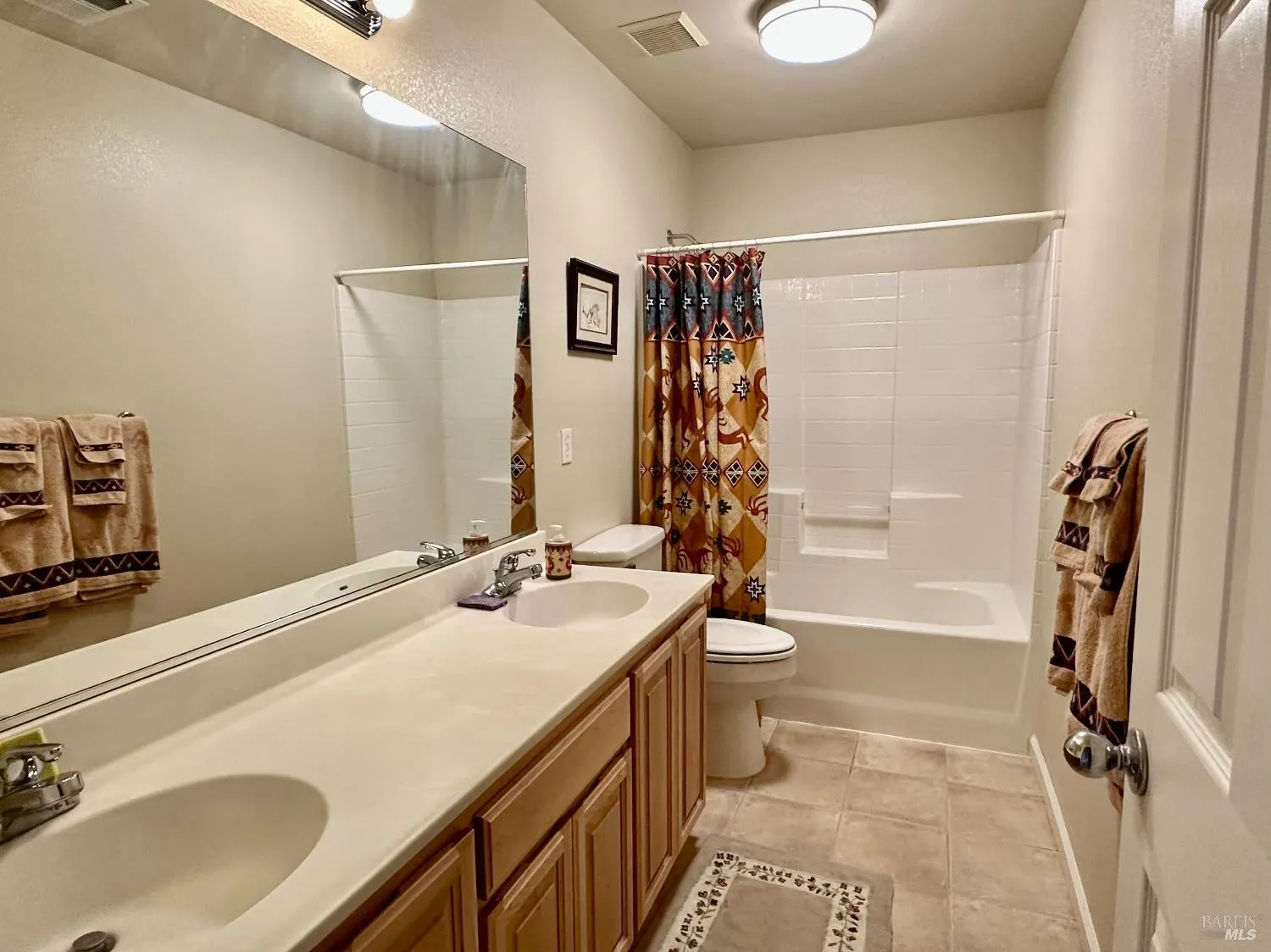 Cloverdale, California 95425, United States, 4 Bedrooms Bedrooms, ,3 BathroomsBathrooms,Residential,Active,141573