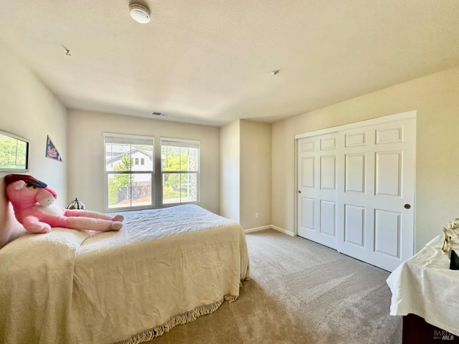 Cloverdale, California 95425, United States, 4 Bedrooms Bedrooms, ,3 BathroomsBathrooms,Residential,Active,141573