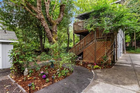 Photo of 15990 Drake Road, Guerneville, CA 95446 (MLS # 325063526)
