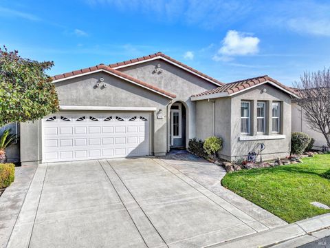 Photo of 255 Rivercliff Drive, Rio Vista, CA 94571 (MLS # 326007556)