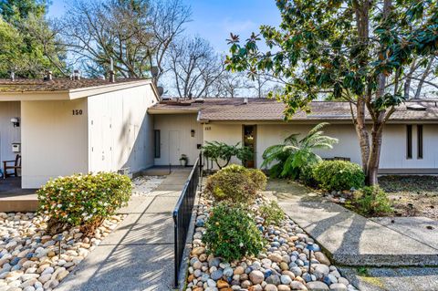 Photo of 152 Bonnie Brook Drive, Napa, CA 94558 (MLS # 326005171)