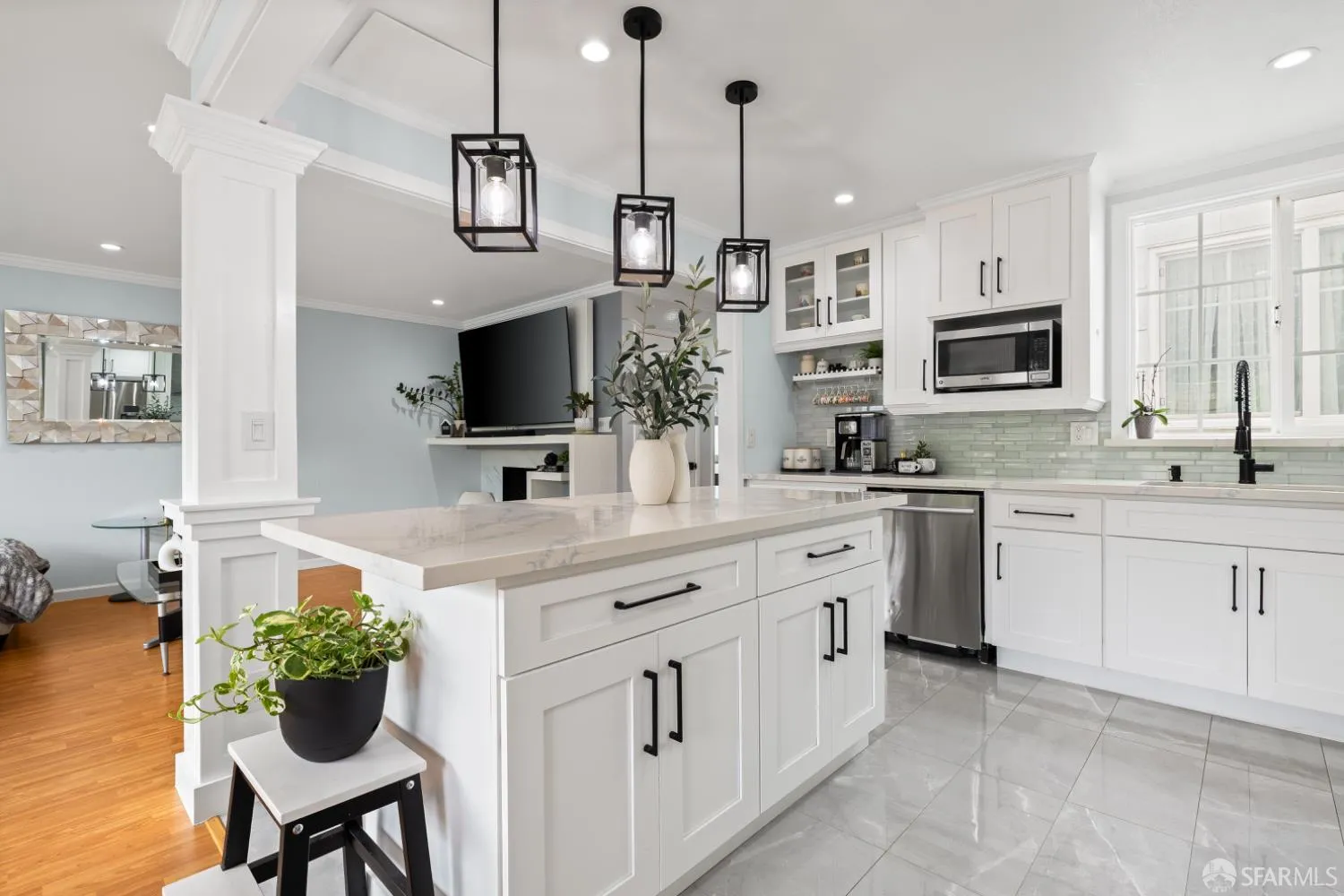 Daly City, California 94014, United States, 4 Bedrooms Bedrooms, ,3 BathroomsBathrooms,Residential,Active,213982