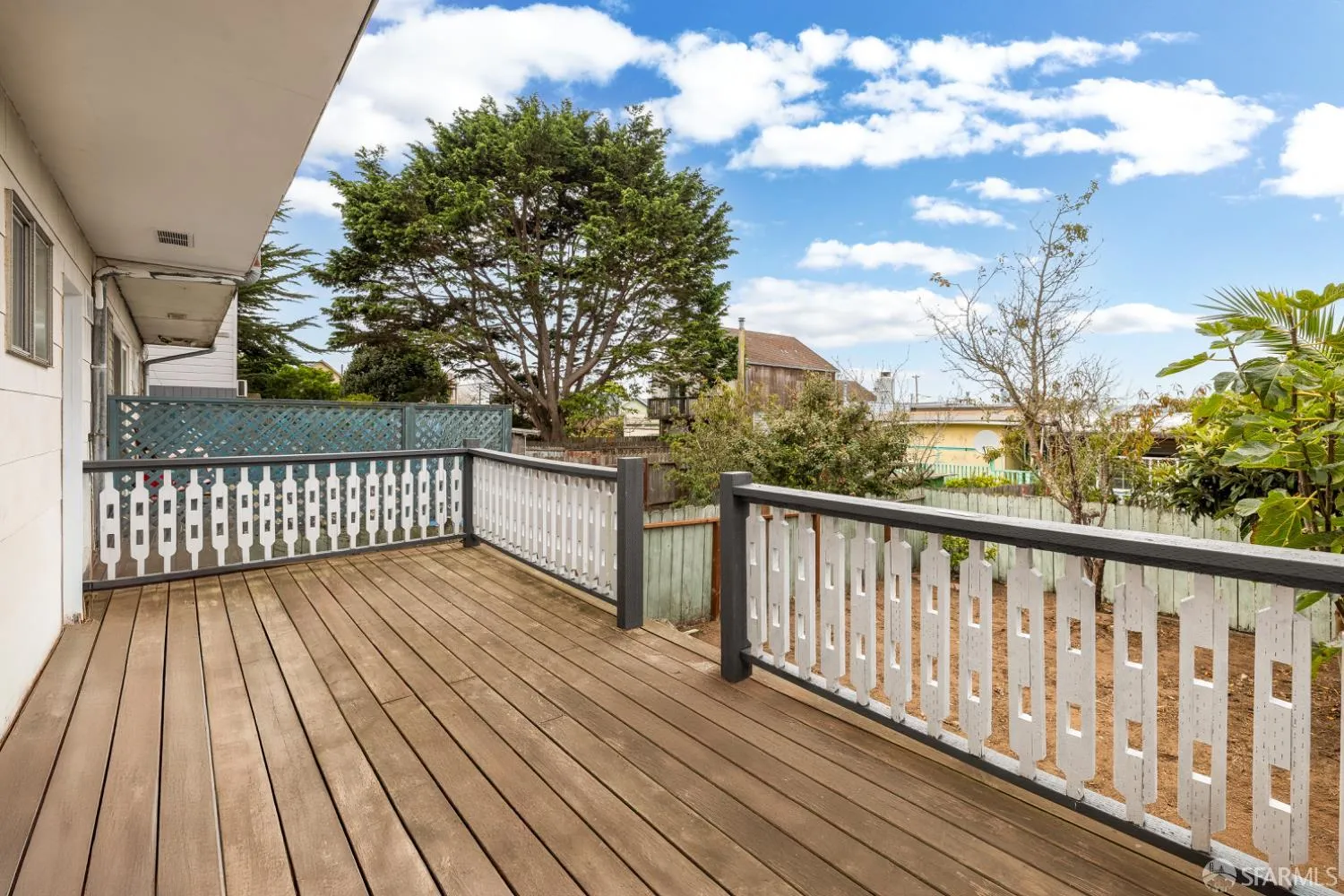 Daly City, California 94014, United States, 4 Bedrooms Bedrooms, ,3 BathroomsBathrooms,Residential,Active,213982