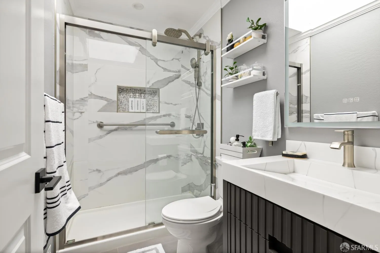 Daly City, California 94014, United States, 4 Bedrooms Bedrooms, ,3 BathroomsBathrooms,Residential,Active,213982