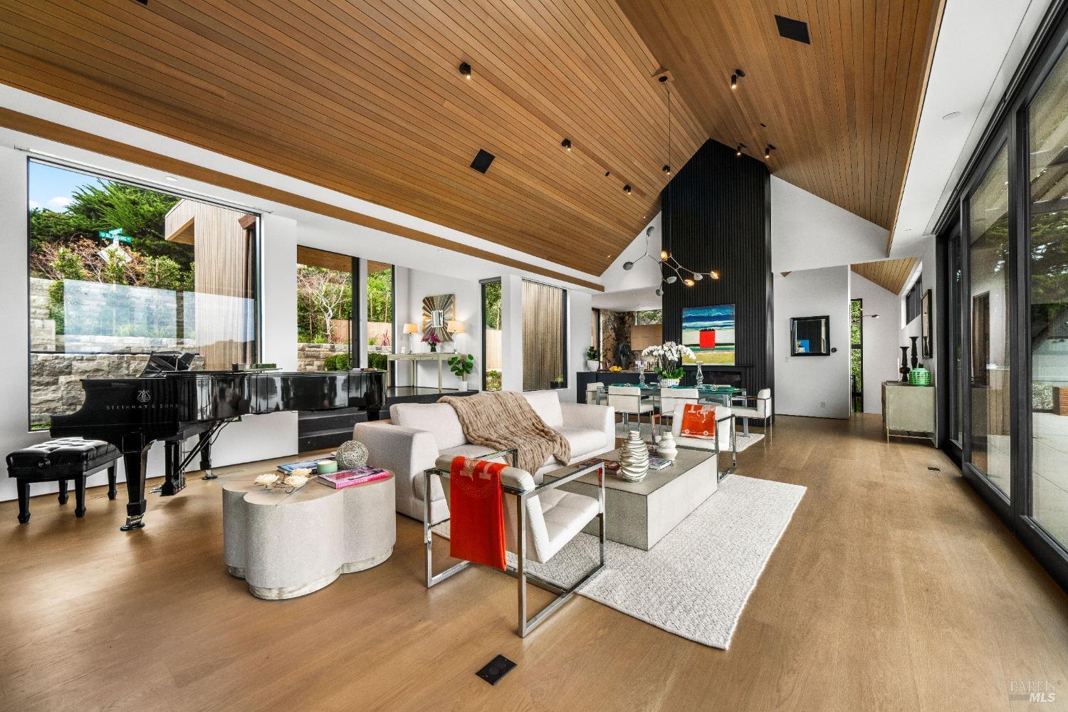 1 Blanding Lane