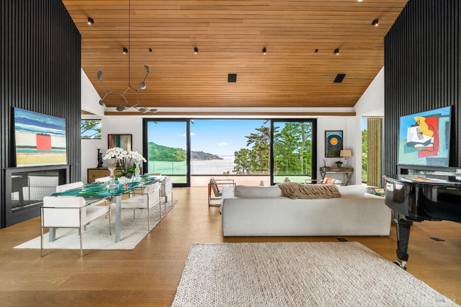 1 Blanding Lane