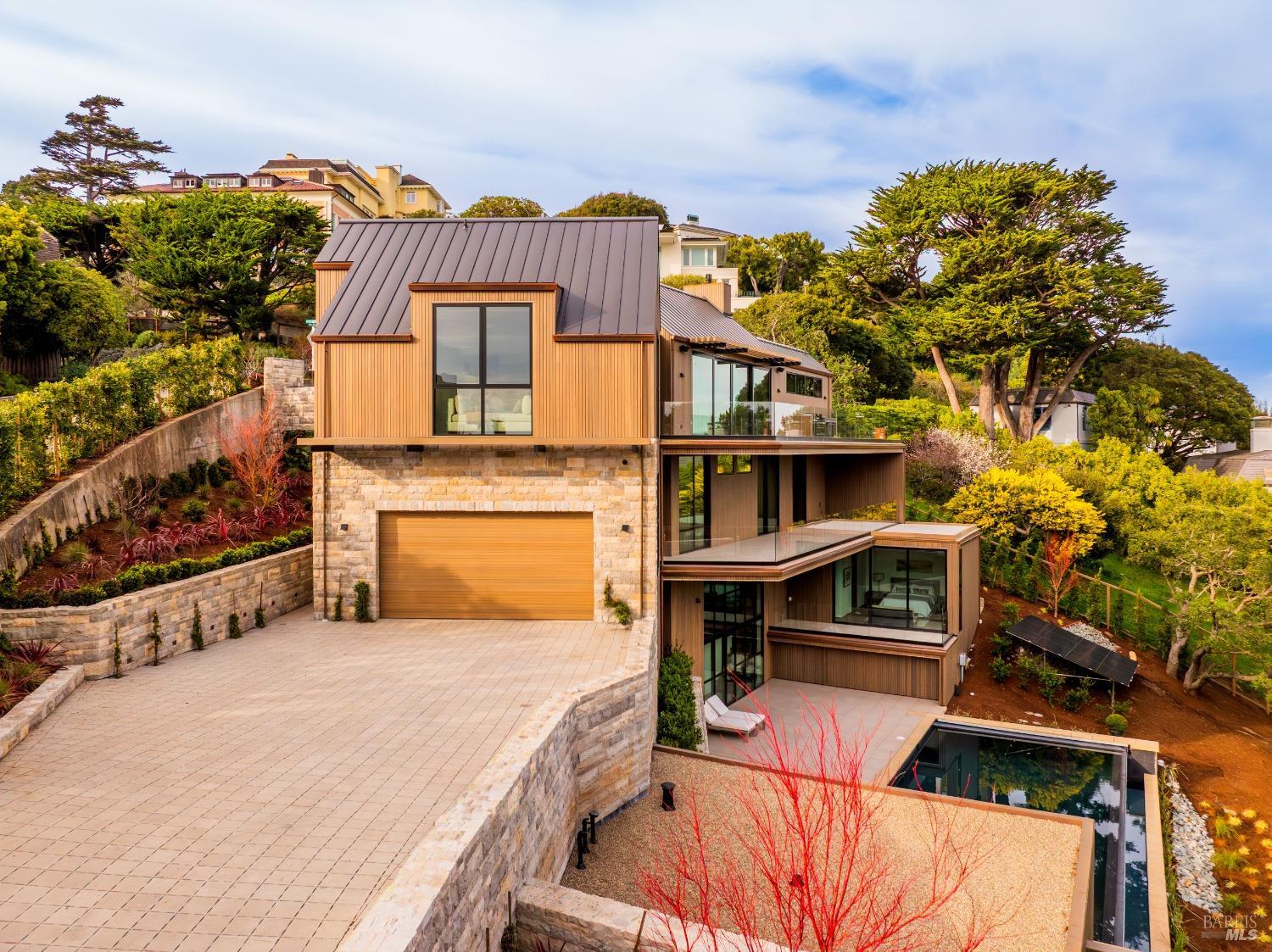 1 Blanding Lane