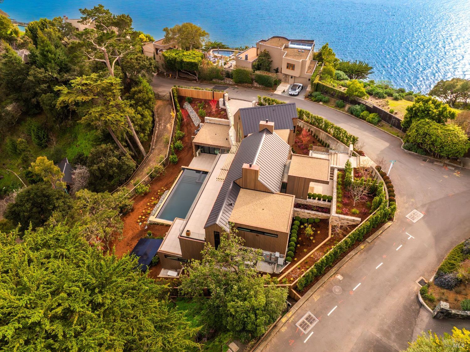 1 Blanding Lane