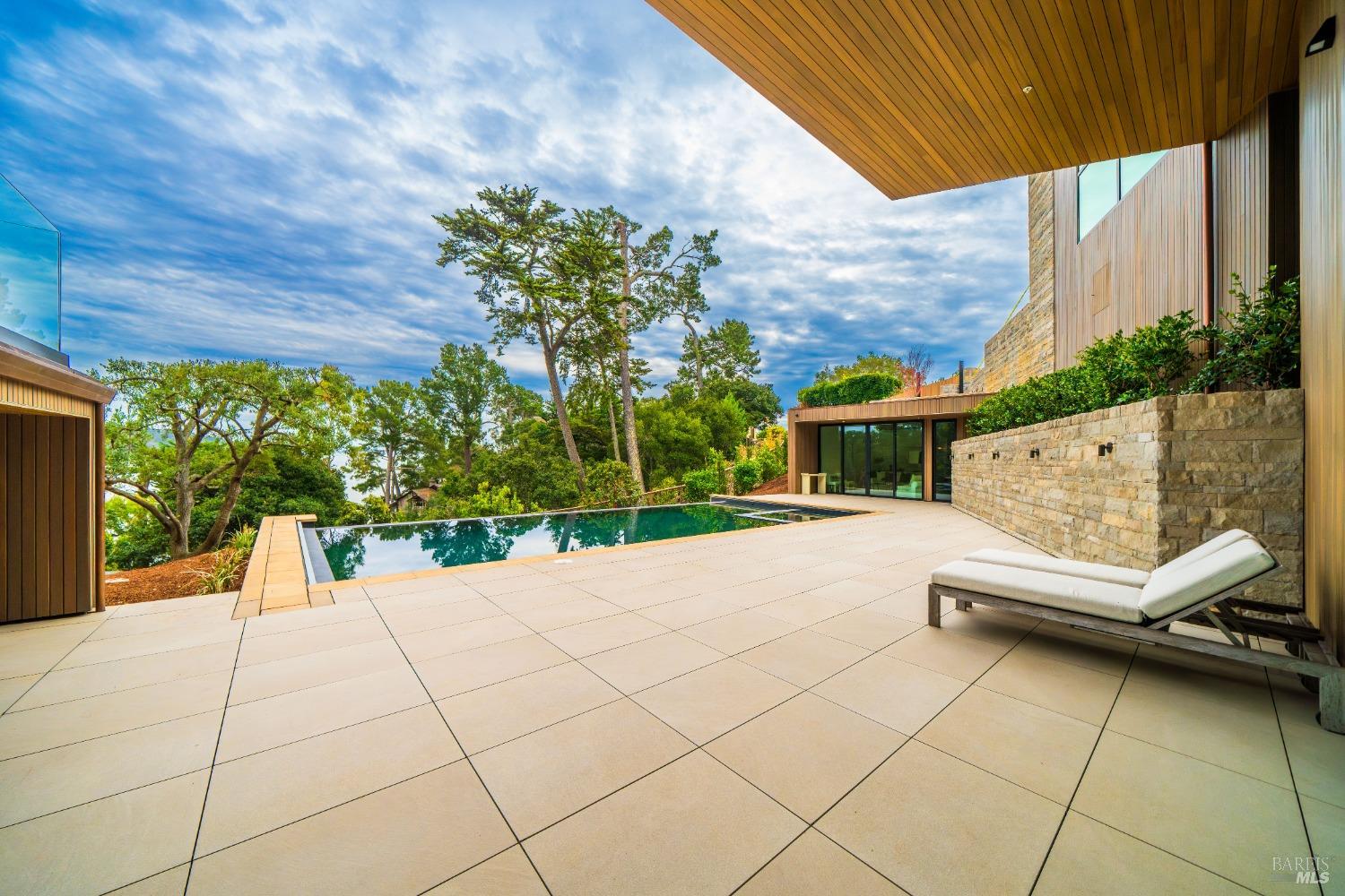 1 Blanding Lane
