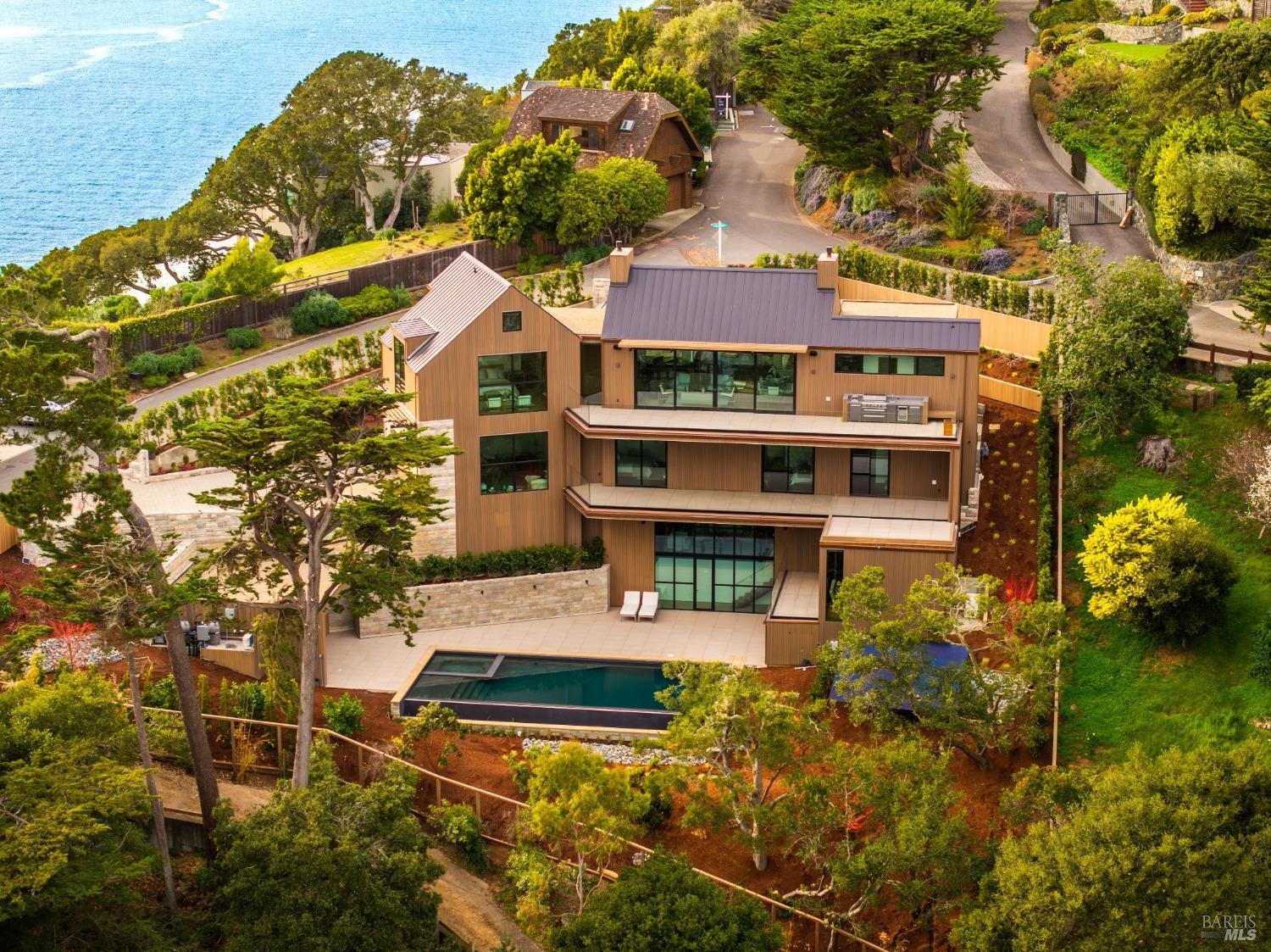 1 Blanding Lane