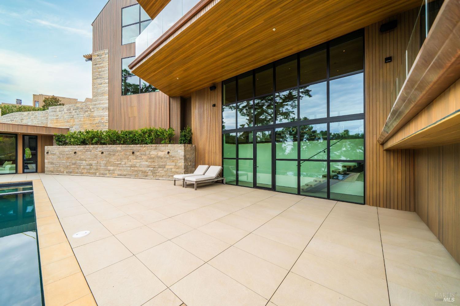 1 Blanding Lane