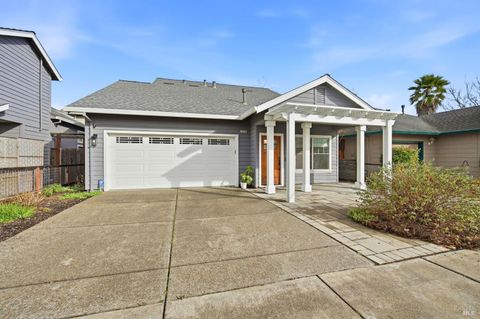 Photo of 1430 Twilight Way, Santa Rosa, CA 95409 (MLS # 326010808)