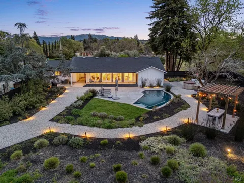 8960 Sonoma Highway, Kenwood, CA 95452 - MLS#: 325032261
