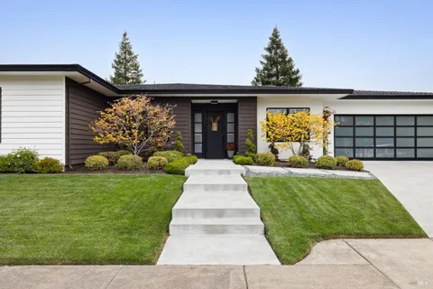 3732 Lakebriar Place, Santa Rosa, CA 95403 - MLS#: 325036766