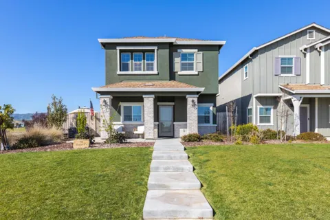 MLS: 225033005
