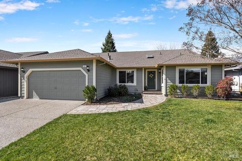 Photo of 5837 Mathilde Drive, Windsor, CA 95492 (MLS # 326012343)