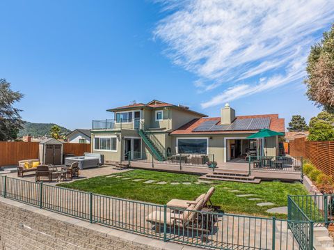 Photo of 126 San Marino Drive, San Rafael, CA 94901 (MLS # 325083274)