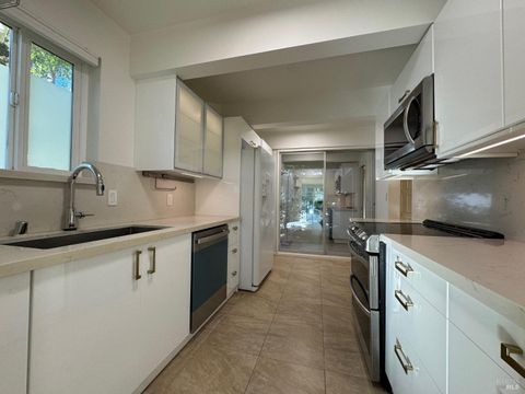 Featured picture for the property 324085058
