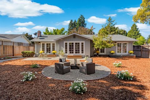 Photo of 3996 Young Avenue, Napa, CA 94558 (MLS # 325089307)