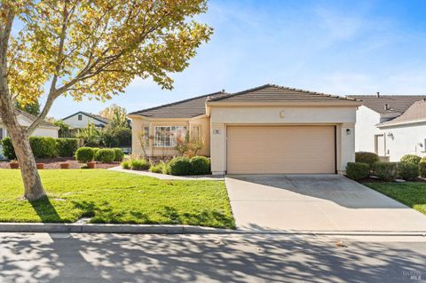 Photo of 732 Summerset Drive, Rio Vista, CA 94571 (MLS # 325098092)