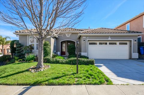 Photo of 1073 Villaggio Circle, Vacaville, CA 95688 (MLS # 326015244)