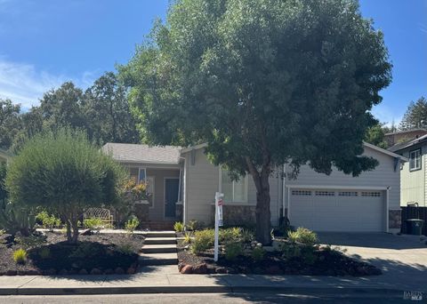 Photo of 107 St Michael Court, Cloverdale, CA 95425 (MLS # 325077052)