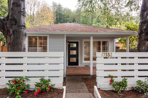 Photo of 17552 River Lane, Guerneville, CA 95446 (MLS # 325032377)