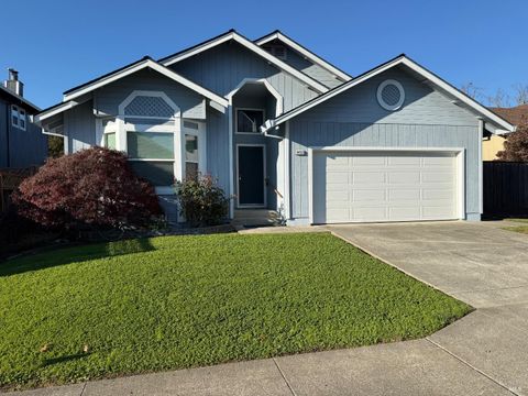 Photo of 9453 Jessica Drive, Windsor, CA 95492 (MLS # 325103064)