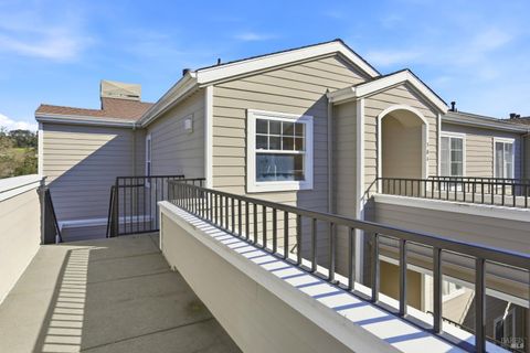 852 Diablo Avenue 304 Novato CA 94947