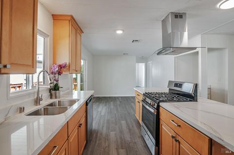 Photo of 120 Century Court, Fairfield, CA 94533 (MLS # 325081665)