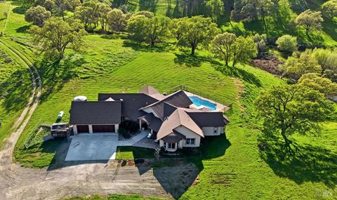 Photo of 7561 Pleasants Valley Road, Vacaville, CA 95688 (MLS # 326018539)