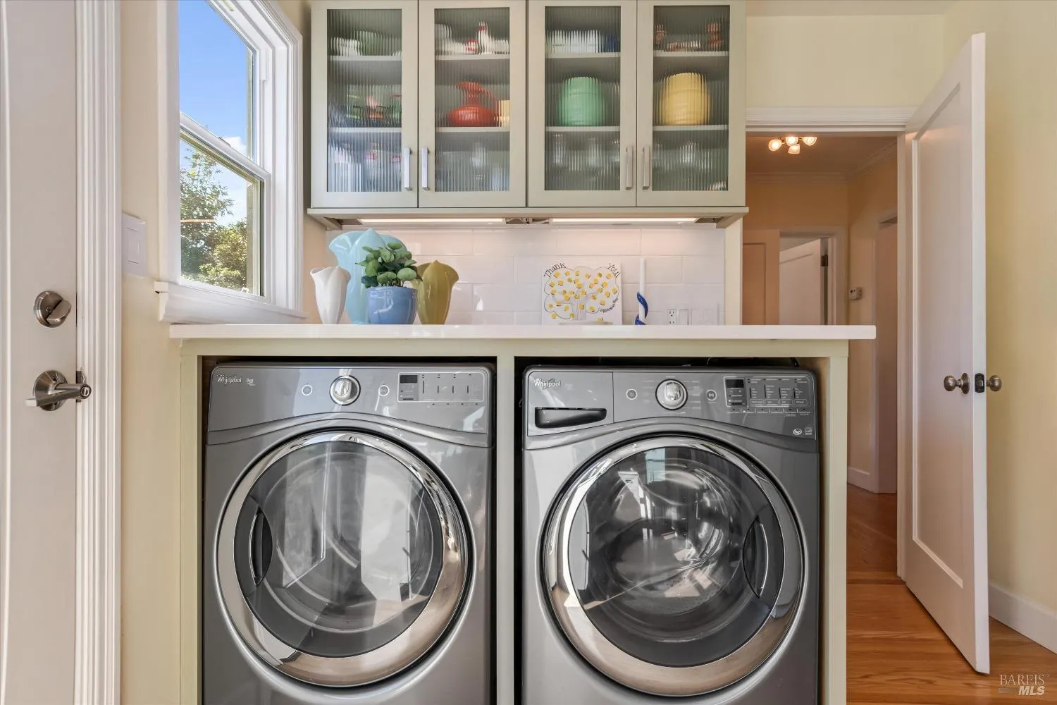 Napa, California 94559, United States, 2 Bedrooms Bedrooms, ,1 BathroomBathrooms,Residential,Contingent,33163