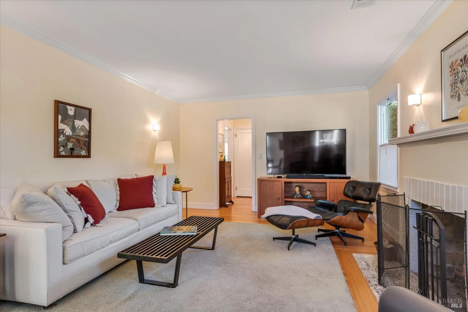 Napa, California 94559, United States, 2 Bedrooms Bedrooms, ,1 BathroomBathrooms,Residential,Contingent,33163