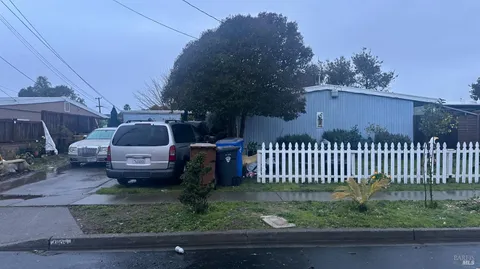 MLS: 325016354