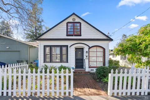 728 Wheeler Street, Santa Rosa, CA 95404 - MLS#: 325031506