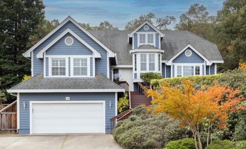 Photo of 26 Clement Court, Napa, CA 94558 (MLS # 325101730)