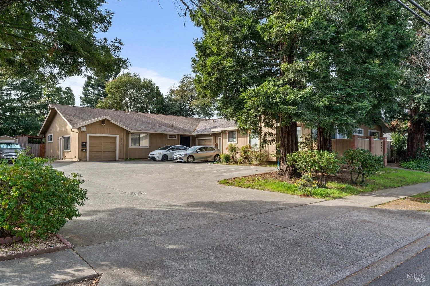 Napa, California 94558, United States, 6 Bedrooms Bedrooms, ,6 BathroomsBathrooms,Residential,Active,93940