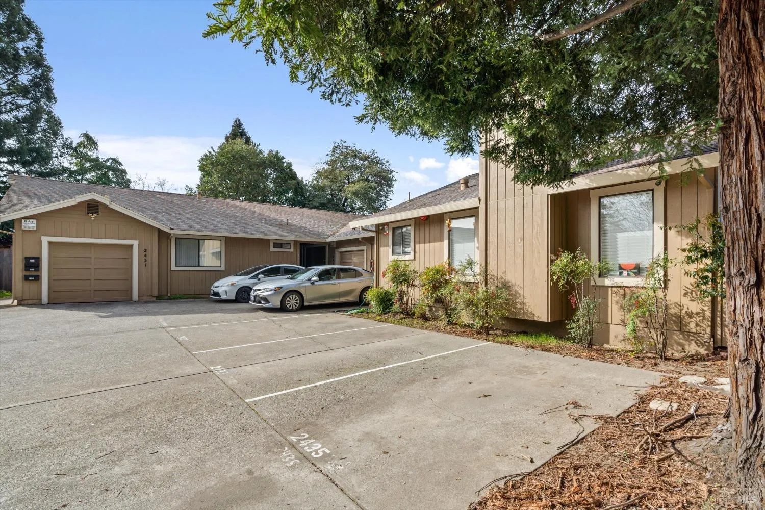 Napa, California 94558, United States, 6 Bedrooms Bedrooms, ,6 BathroomsBathrooms,Residential,Active,93940