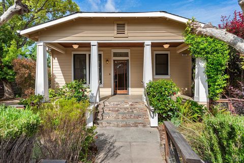 Photo of 635 Brown Street, Healdsburg, CA 95448 (MLS # 325060490)