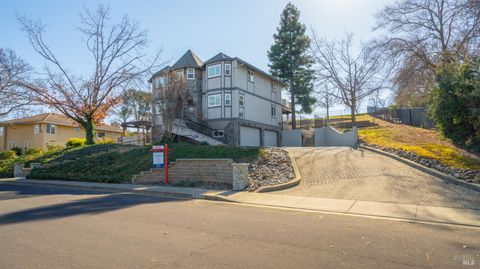 Photo of 220 Hidden Valley Lane, Vacaville, CA 95688 (MLS # 326009499)