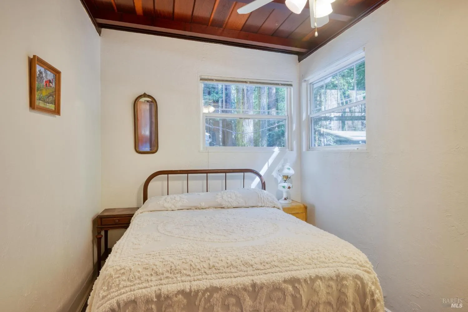 Guerneville, California 95446, United States, 1 Bedroom Bedrooms, ,1 BathroomBathrooms,Residential,Contingent,81780